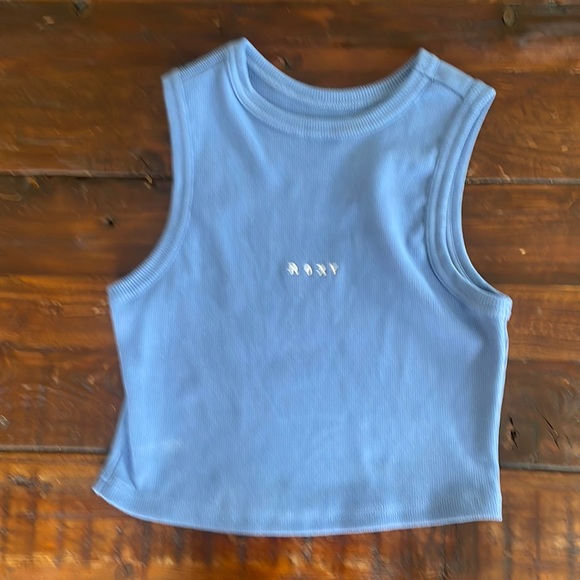 Roxy sleeveless crop top. Size S. GUC. - Picture 2 of 8